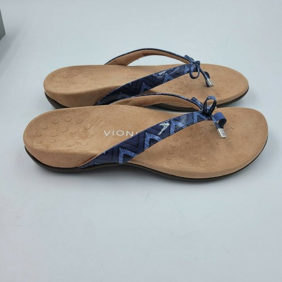 Vionic Rest Bella II Toe Post Thong Sandal Shoe Navy Chevron Women's Size 9 NEW - Picture 2 of 10
